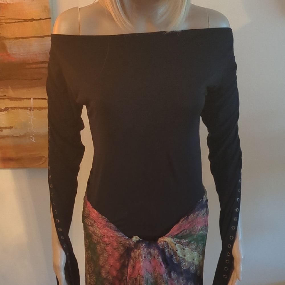 Sharagano Black Top with Logo Tag